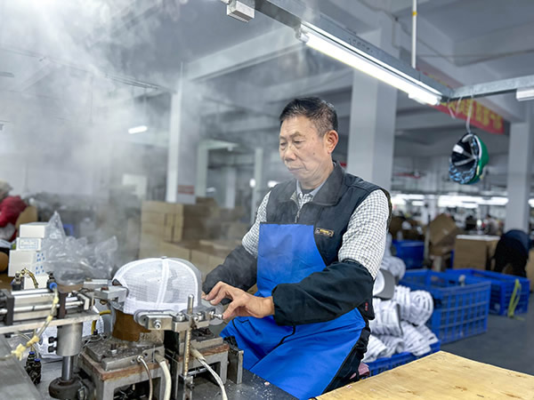 厂房车间